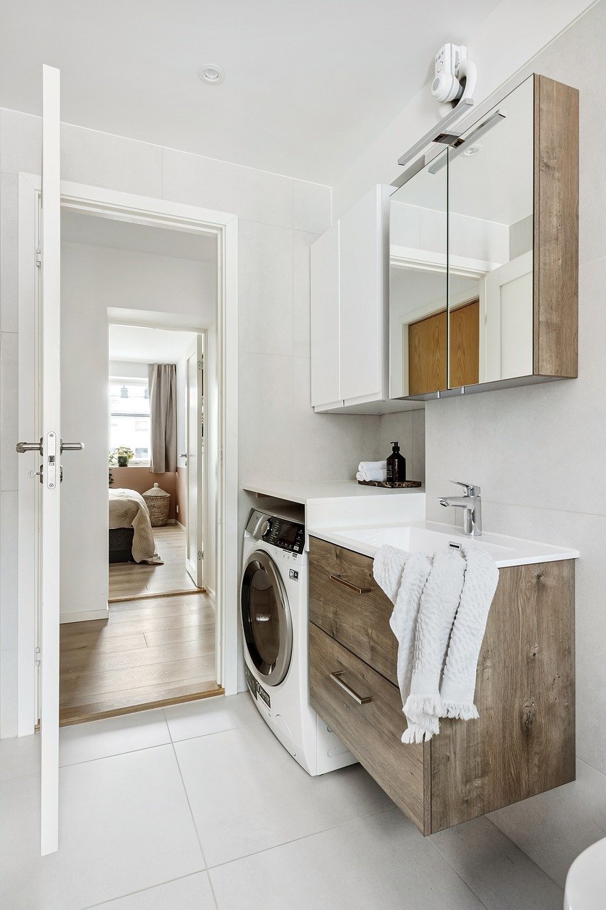 laundry room, washing machine, real estate-8539115.jpg